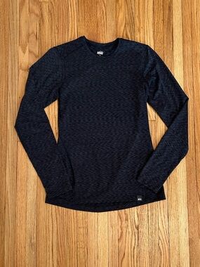 REI Women's Long-Sleeve Crew Neck Tee in Dark Heather Navy- Hiking